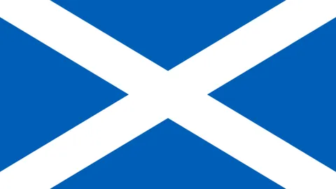 [图]中国男足全力应战日本，教练伊万表情严肃