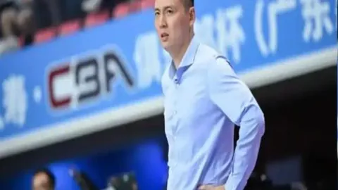 周翔强调：三场小组赛暴露球队防守不足之处