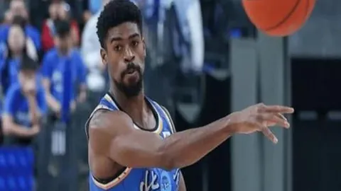 砥砺前行，刘军帅海牛防线坚如磐石：未尝辉煌，何谈传奇，勇闯荆棘路，少年自强不息！